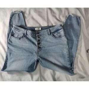 Maurices M Jeans womens curvy high rise super skinny  XL  stretch  Button Fly